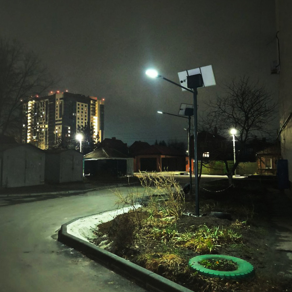 фото Автономный уличный светильник на солнечных батареях АПС1 70