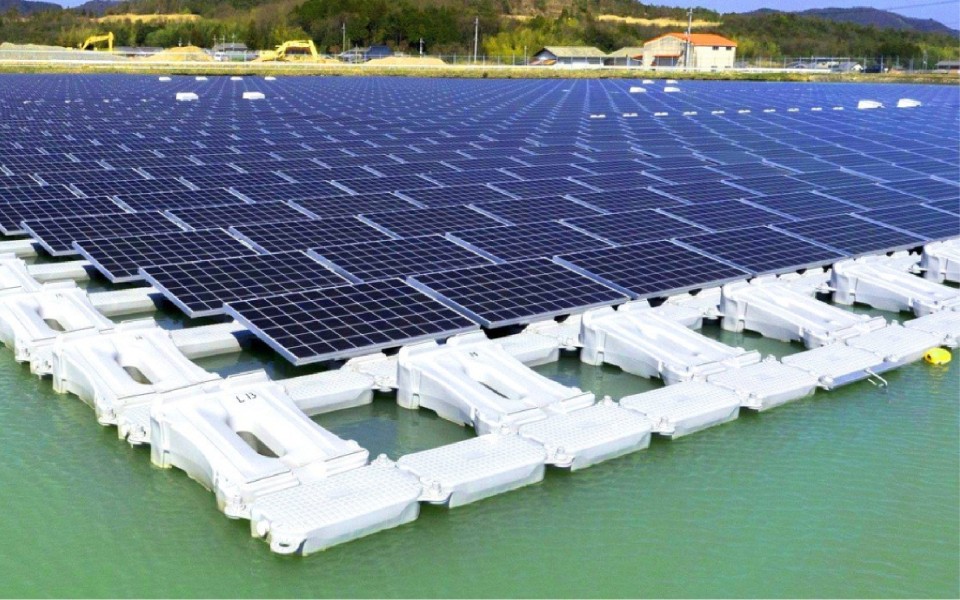 Изображение - Исследование эффективности плавающих солнечных панелей на различных высотах